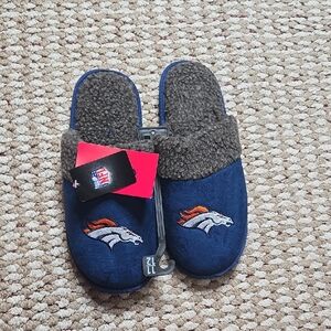 NFL Denver Broncos Football Blue Slippers Large 11 - 12 Slip On Shoes